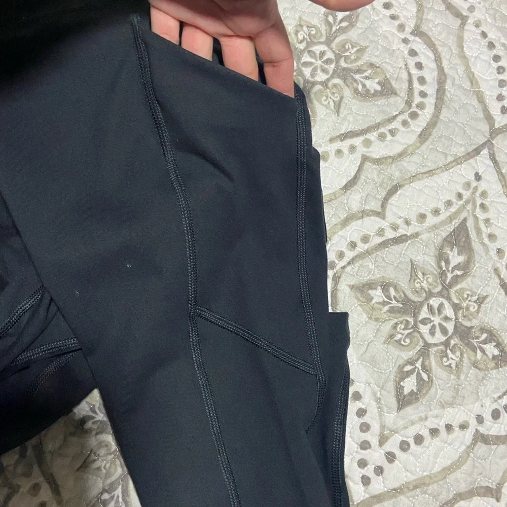 FIGS | Performance Under Scrub Leggings - Picture 7 of 9